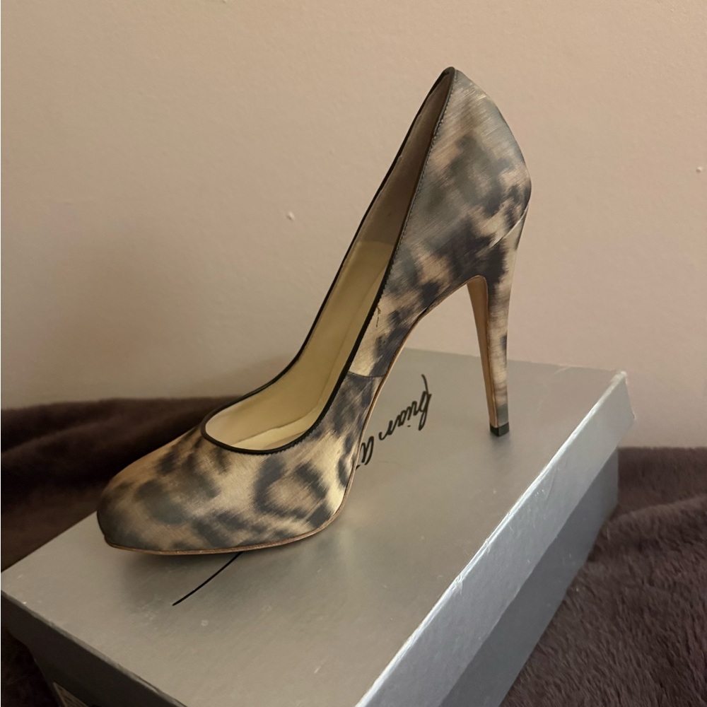 Brian Atwood PUMPS/HEELS 🐆